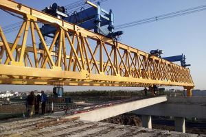 ponte ferroviária erguendo lançador de feixe de guindaste 200ton